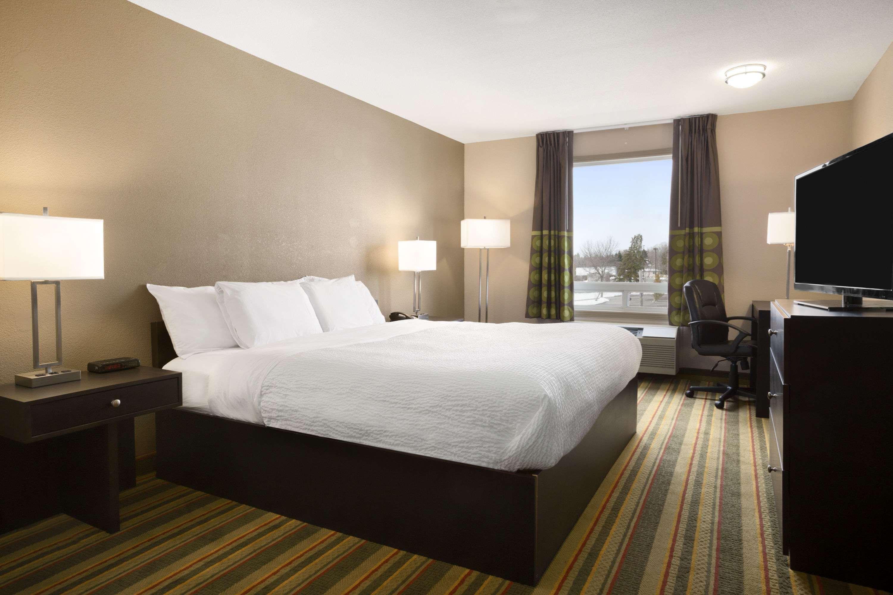 Days Inn By Wyndham Woodstock Zewnętrze zdjęcie